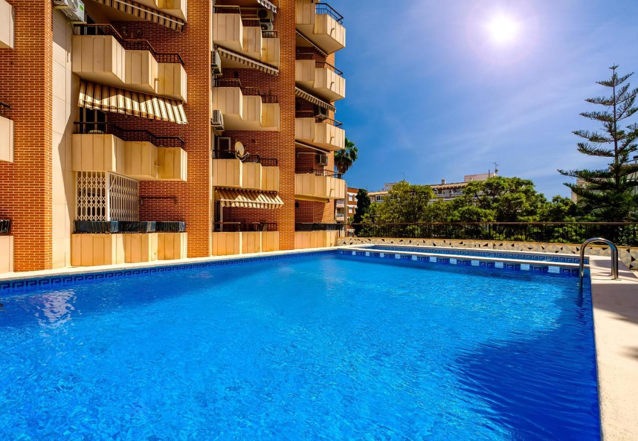 Holiday Royal Suite Concordia Torrevieja Extérieur photo