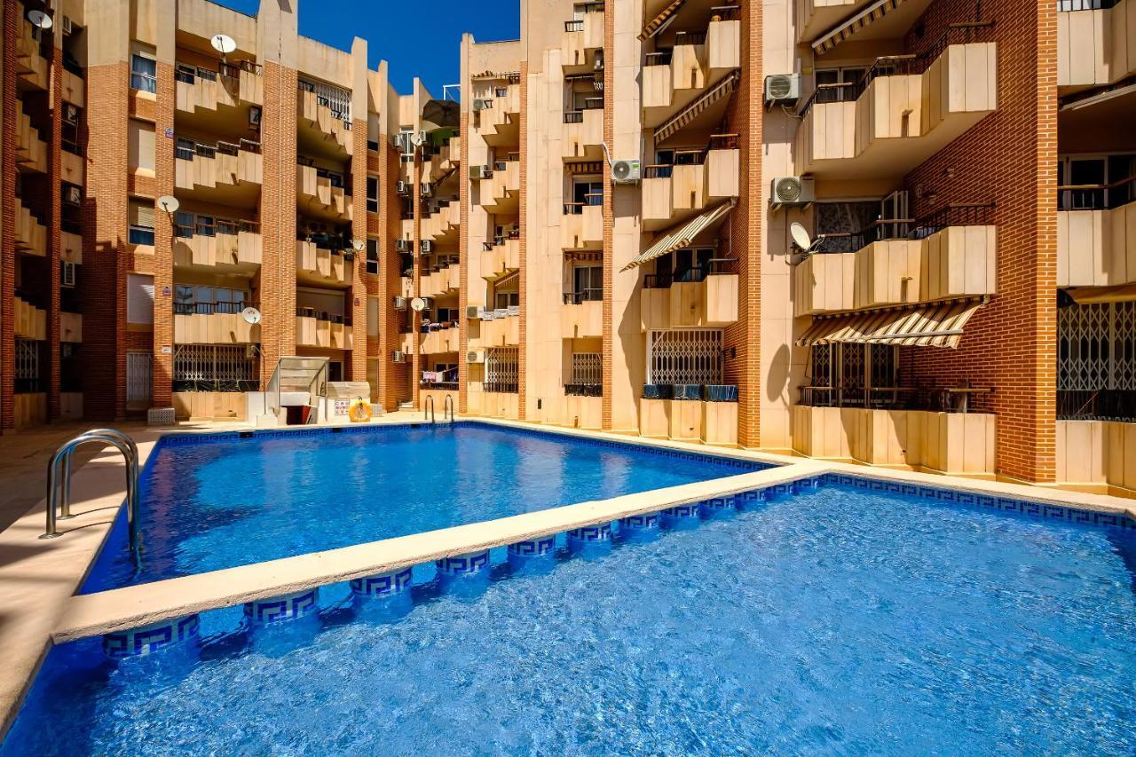Holiday Royal Suite Concordia Torrevieja Extérieur photo